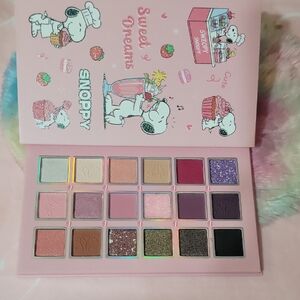 Sweet Dreams Eyeshadow Palette - Multicolor